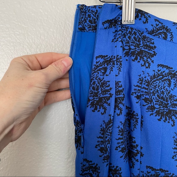 Banana Republic Blue Pleated Paisley Print Faux Wrap Midi Skirt Size 2 Petite - Picture 7 of 9